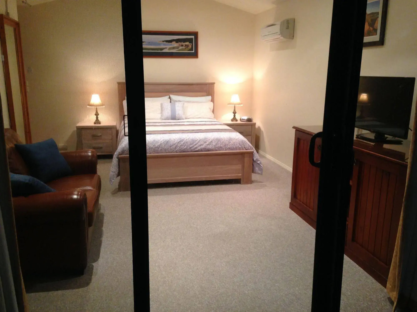 Southern Anchorage Retreat