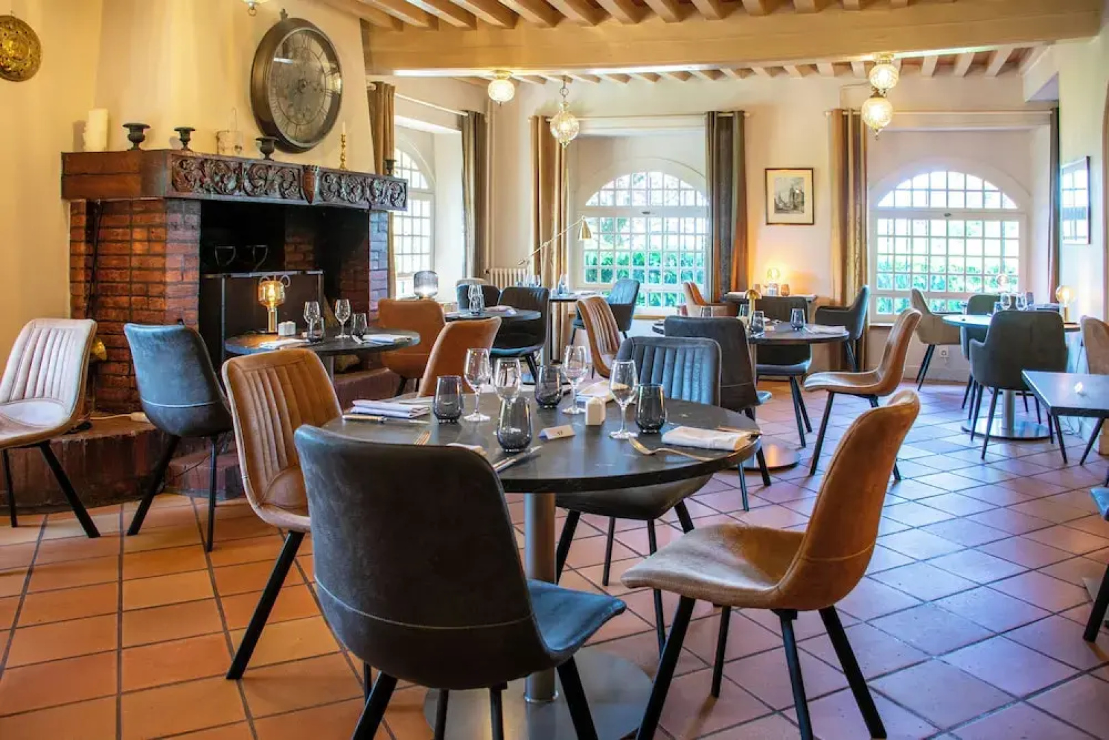 Le relais fleuri, Hôtel et restaurant Logis - Avallon