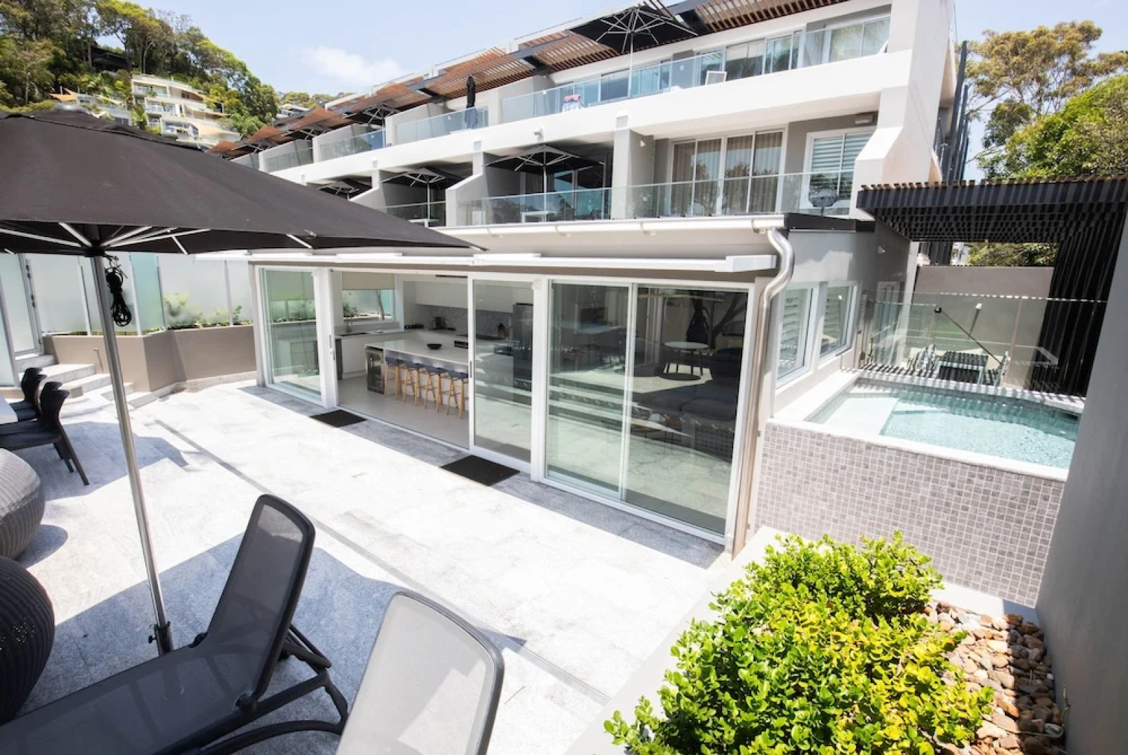71 Hastings Street - Beachfront
