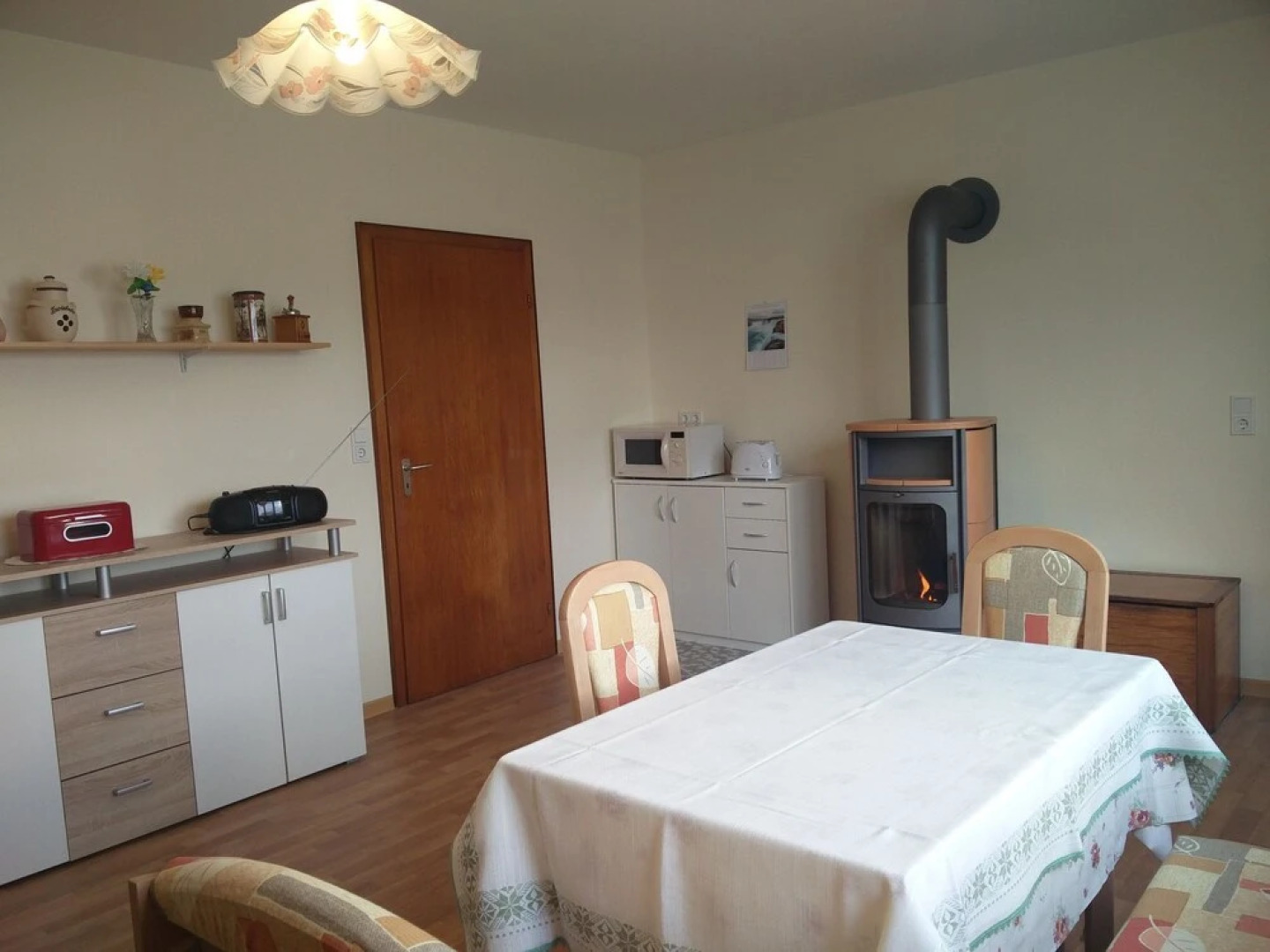 Spacious Holiday Home in Schillingen with Garden