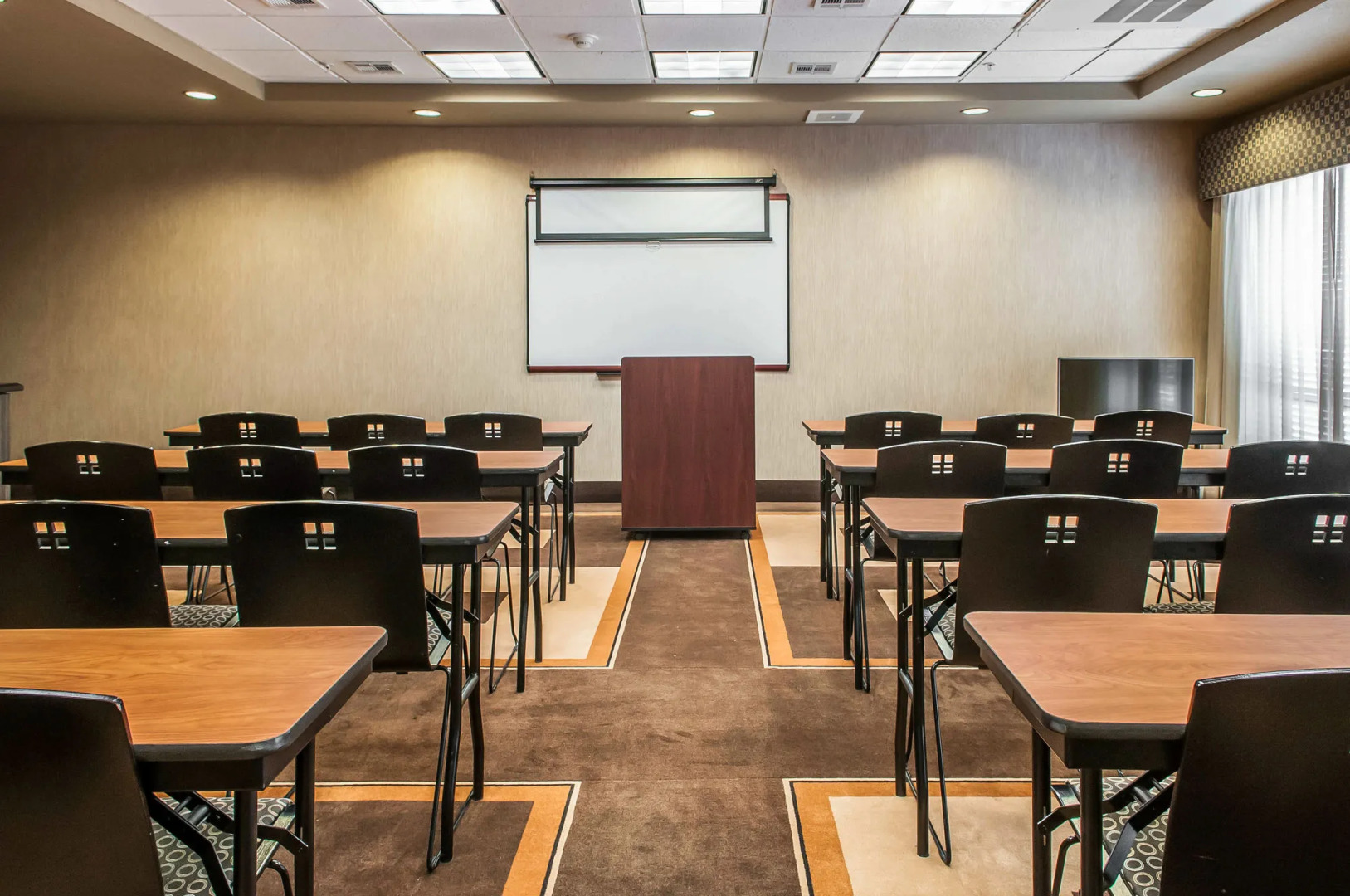 MainStay Suites Hobbs