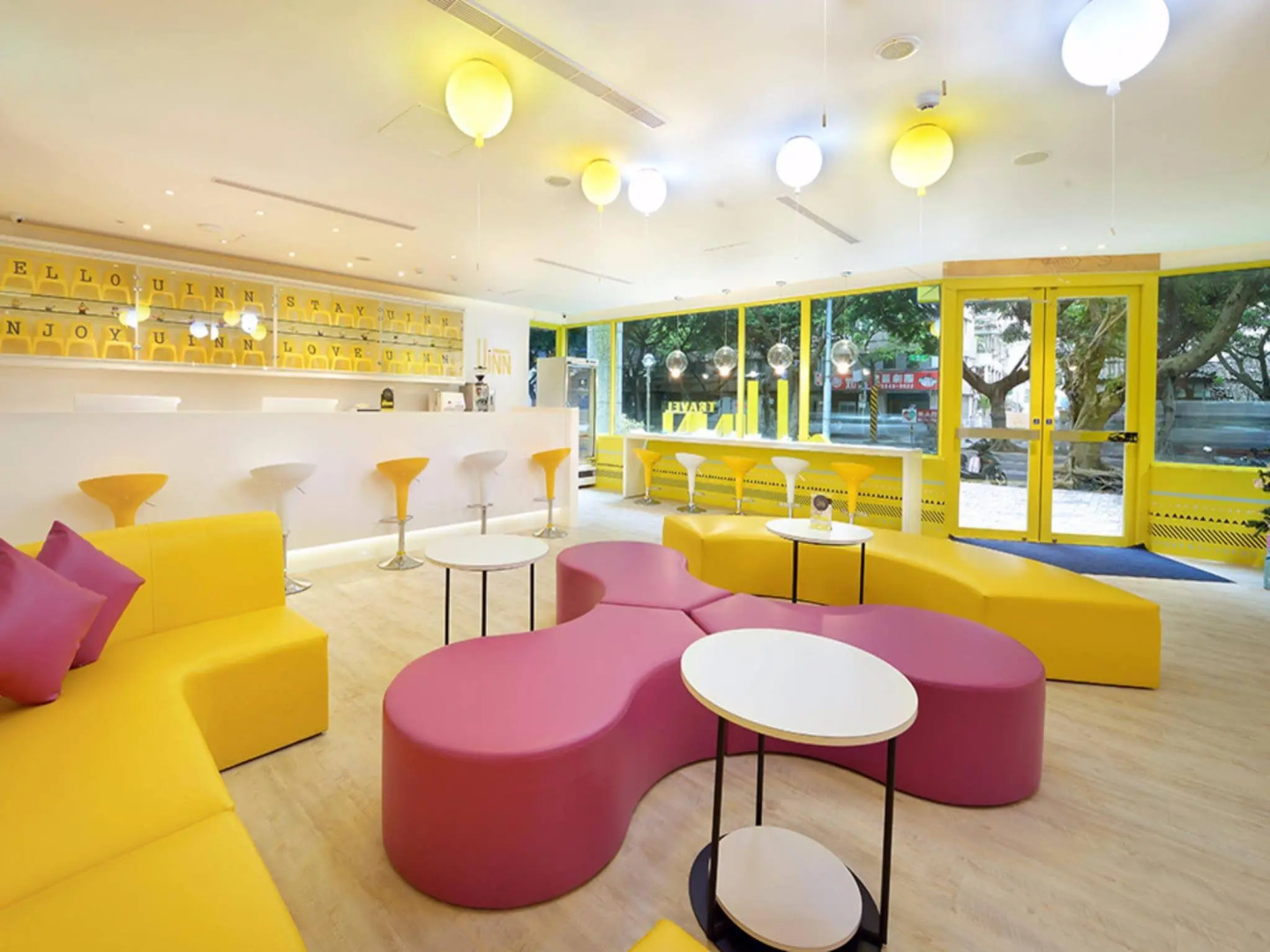 UINN TRAVEL - Hostel