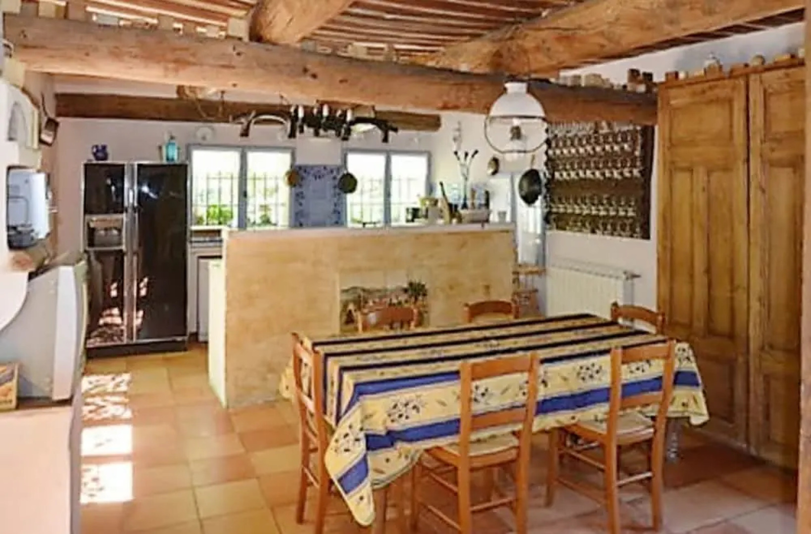 House With 6 Bedrooms in Vaugines, With Private Pool, Furnished Garden