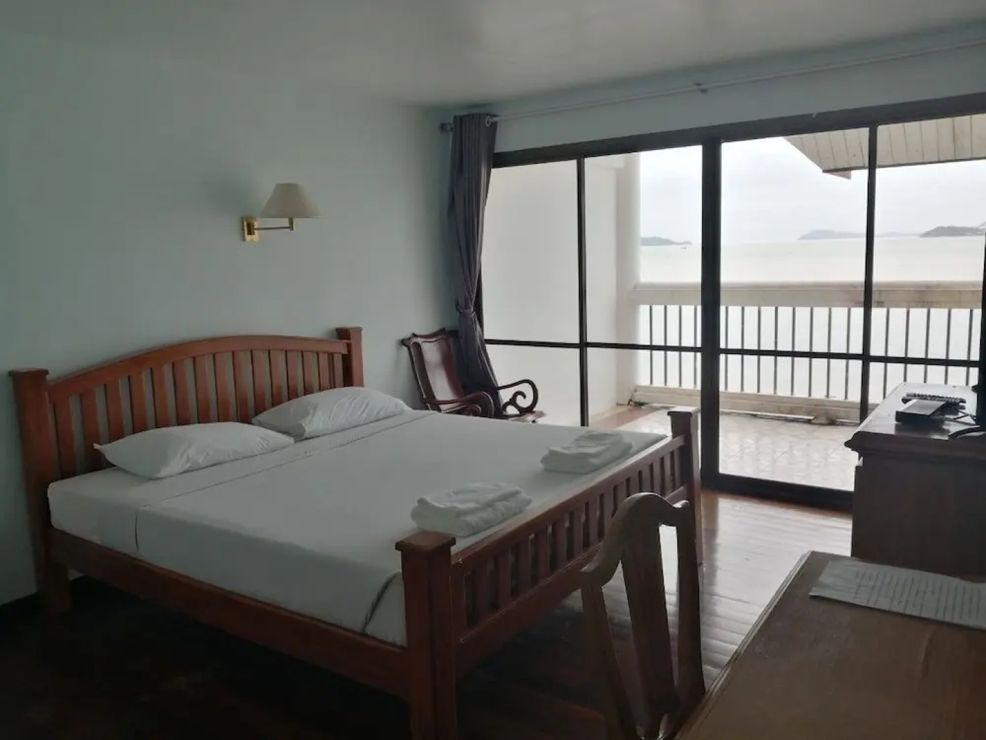 Jansom Beach Resort Ranong