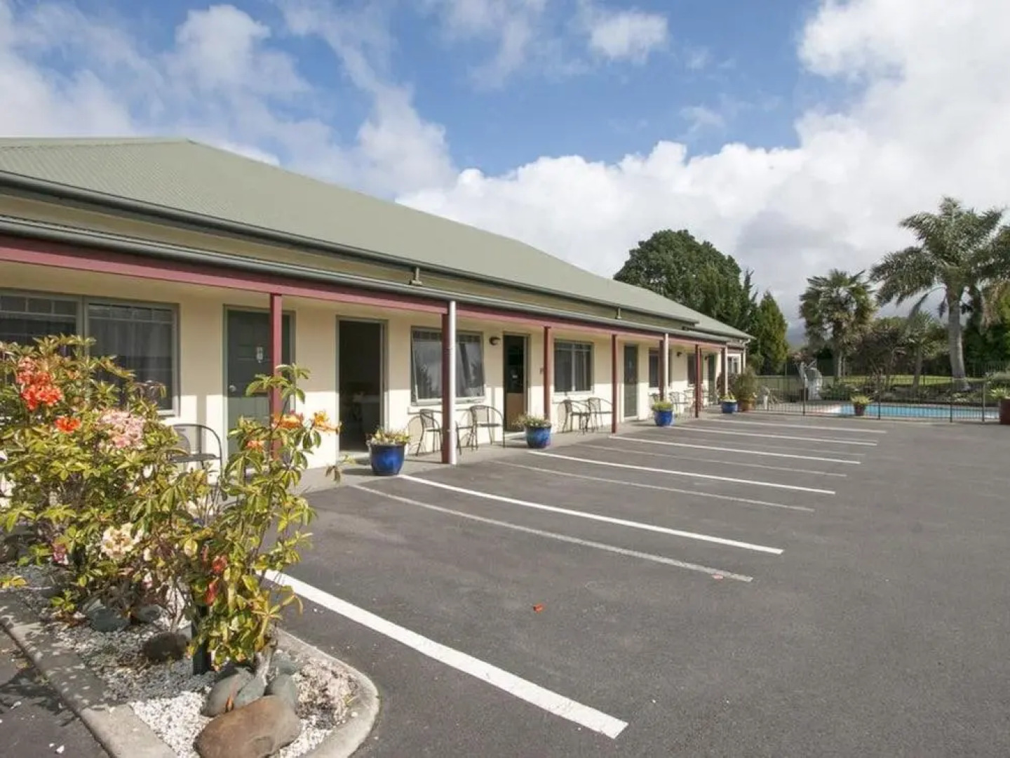 ASURE Kaimai View Motel