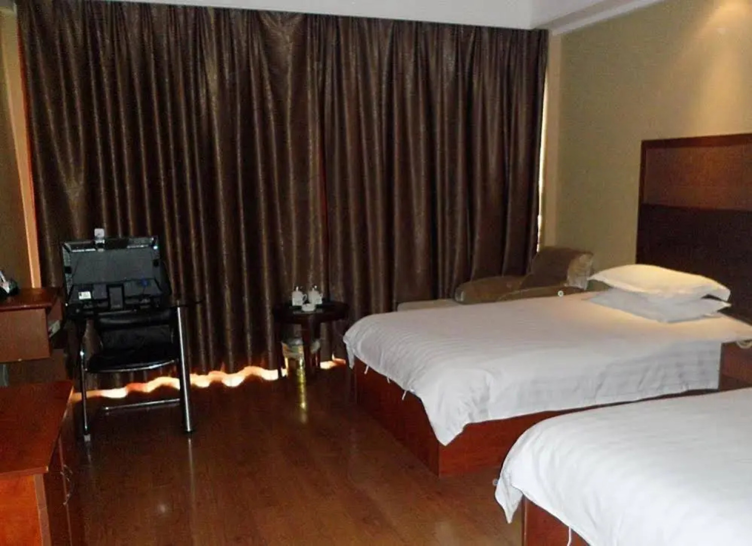 Jin Teng Business Hotel