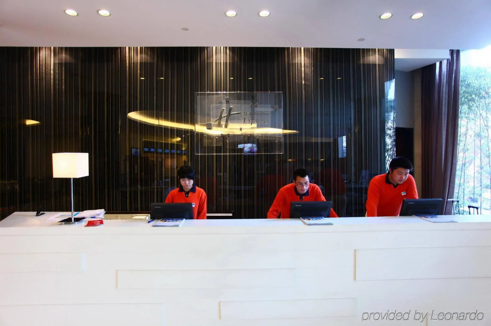 Hangzhou HaiWaiHai Holiday Hotel