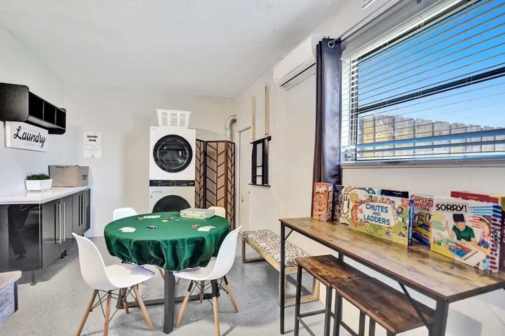 7 Br Home with Pool Gameroom & Soccer