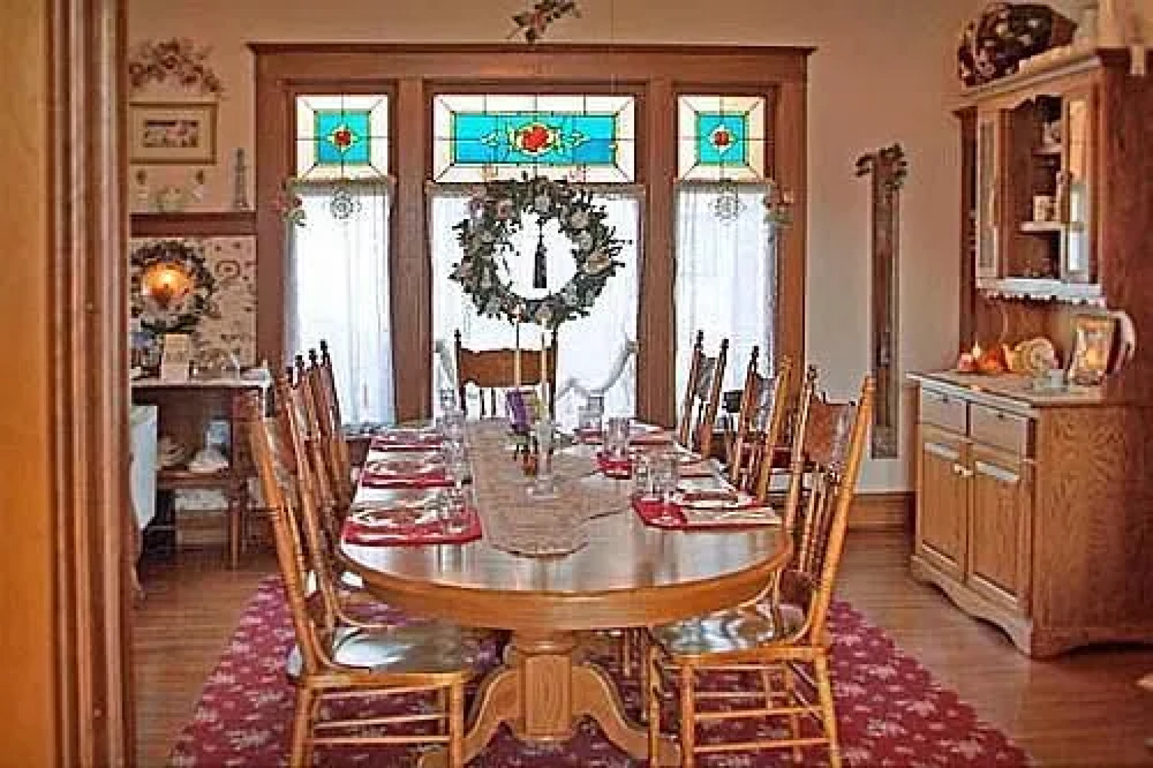 The Homespun Country Inn