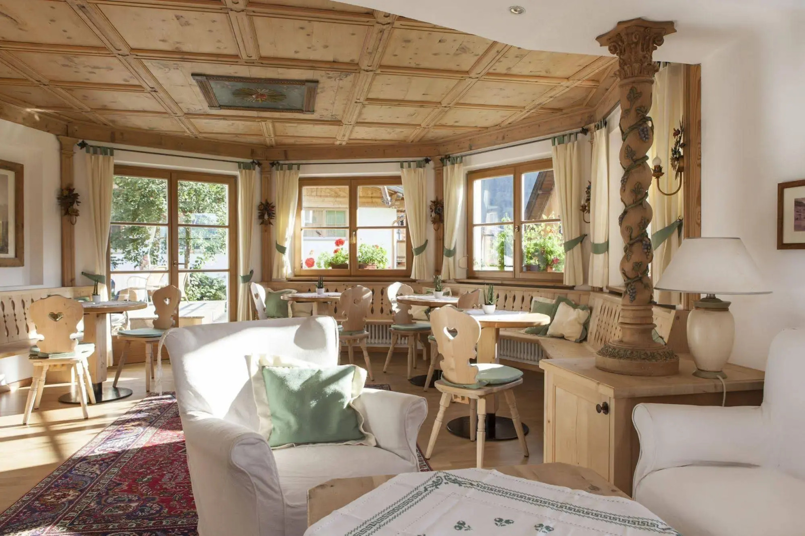 Mareo Dolomites Hotel