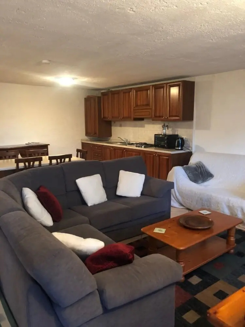 Malarz Alps Apartment by holidayngo