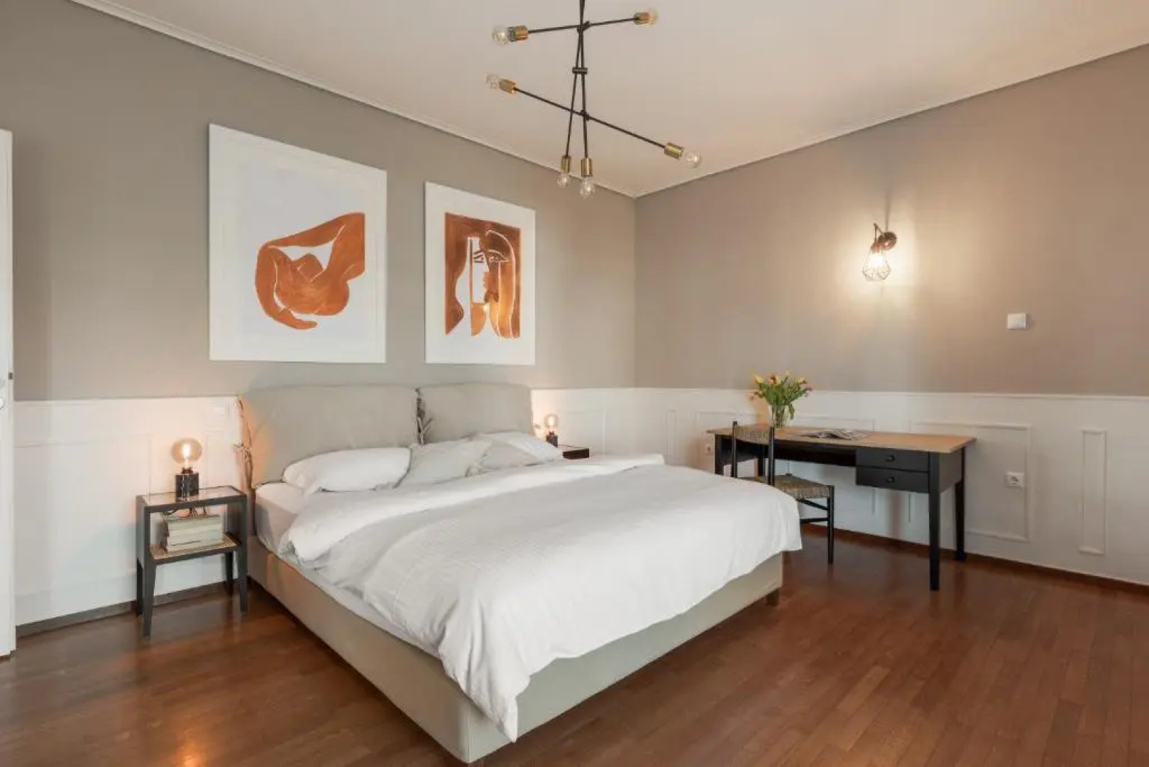 Elegant 3 Dbrm apt iin the Heart of Glyfada