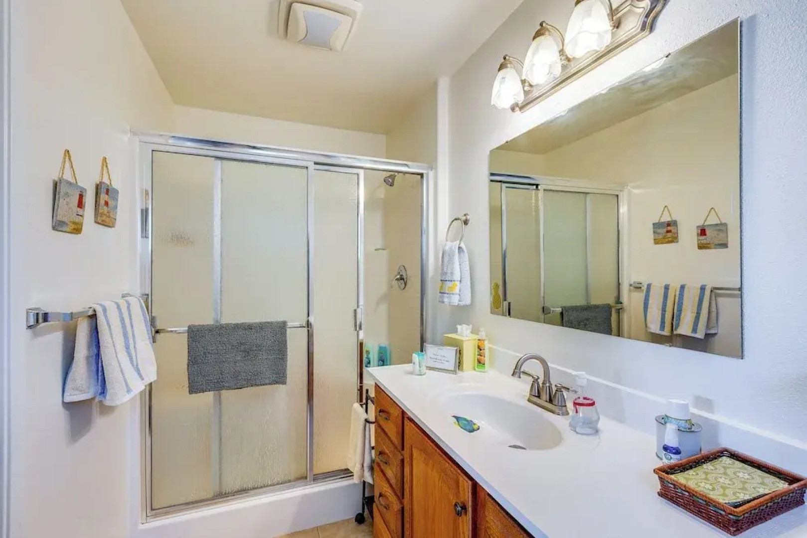 Sunny Lodi Getaway - Walk to Downtown & Wineries