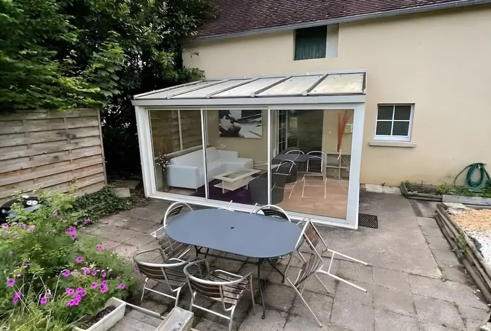 Charming Home in Saint-pavace Near Le Mans