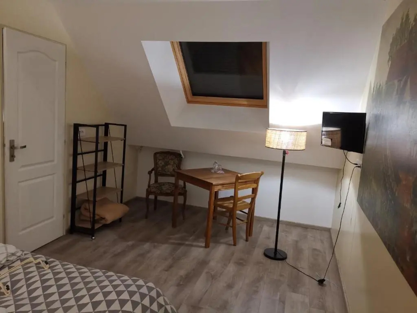 Au milieu d'un jardin fleuri