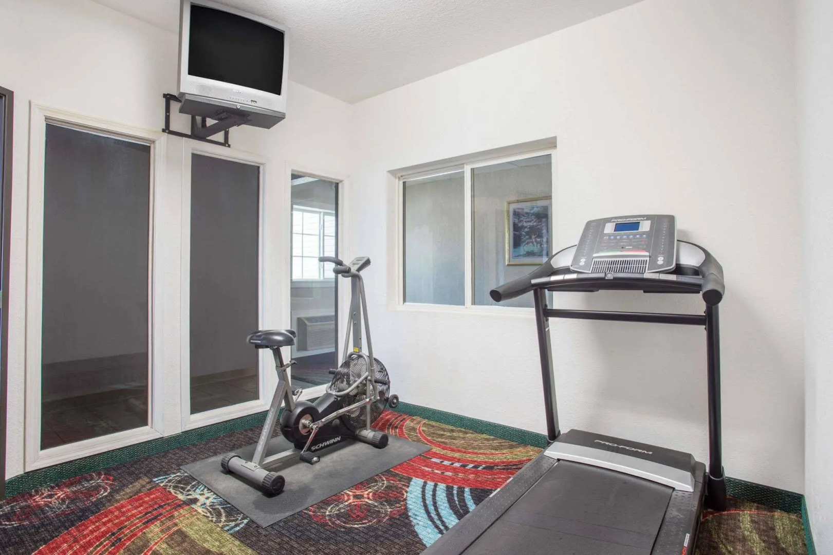 Super 8 Sweet Springs