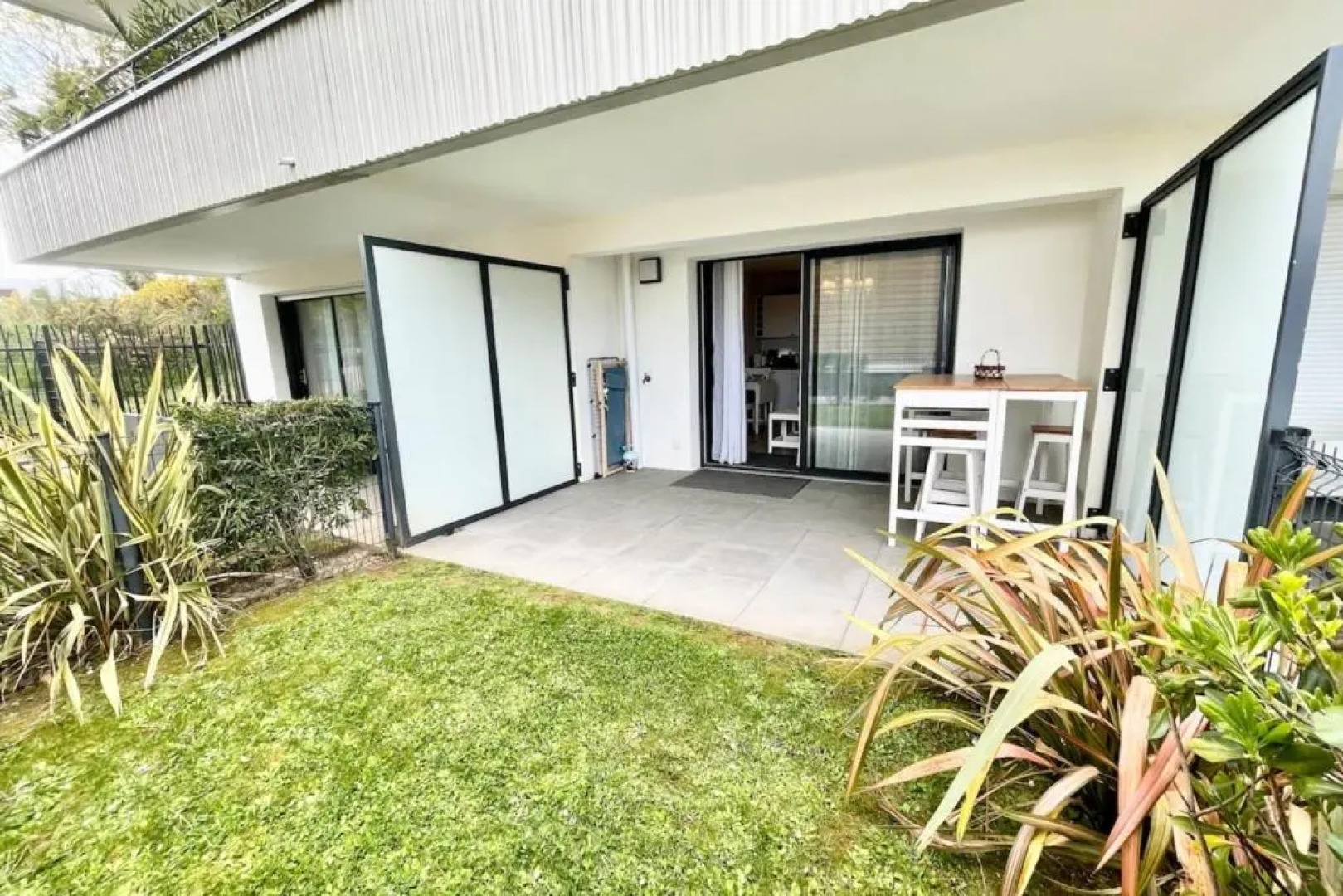 T2 de Standing Port Et Plages a Pieds