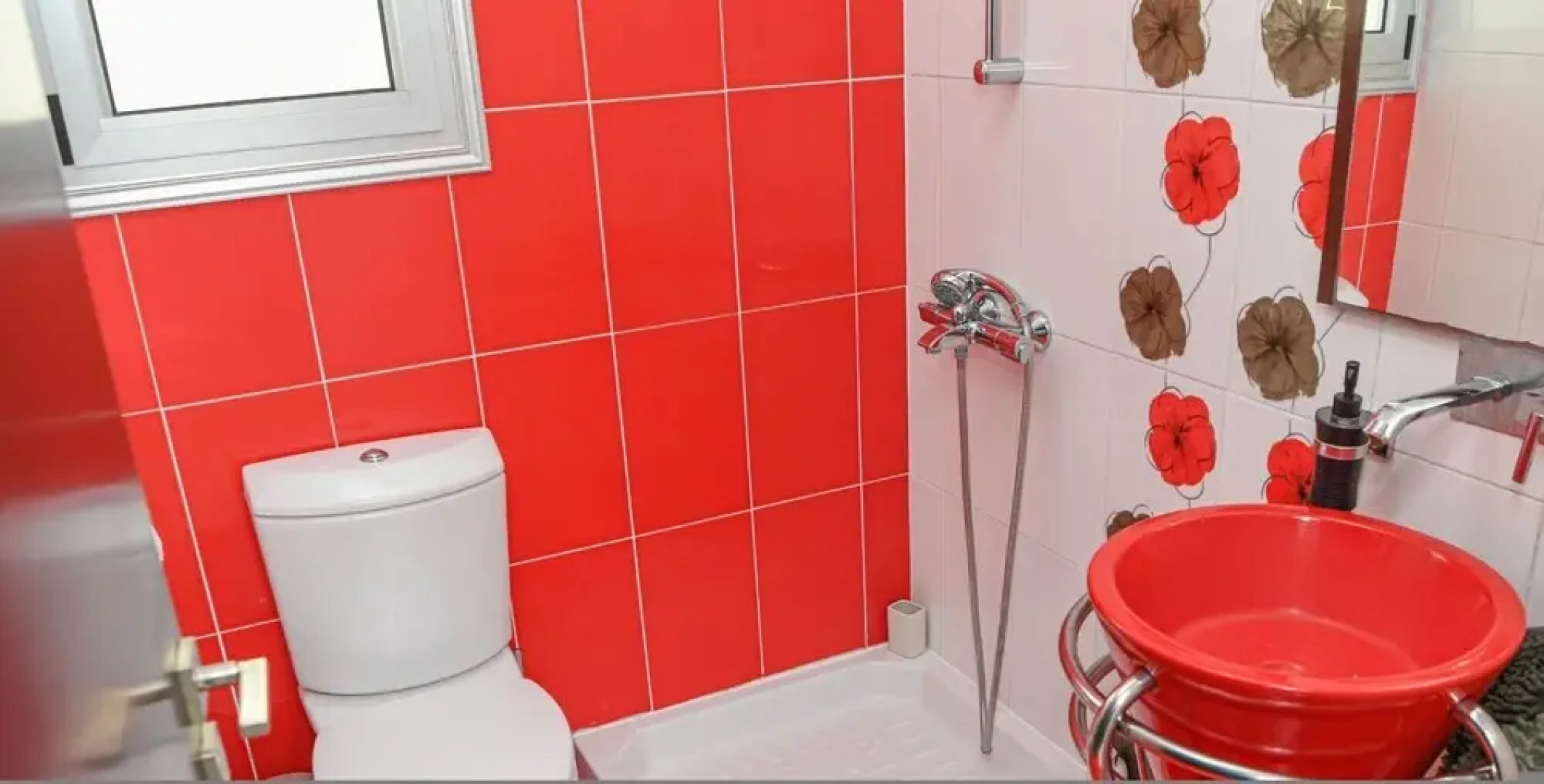 Villa In Paradise in Goudi