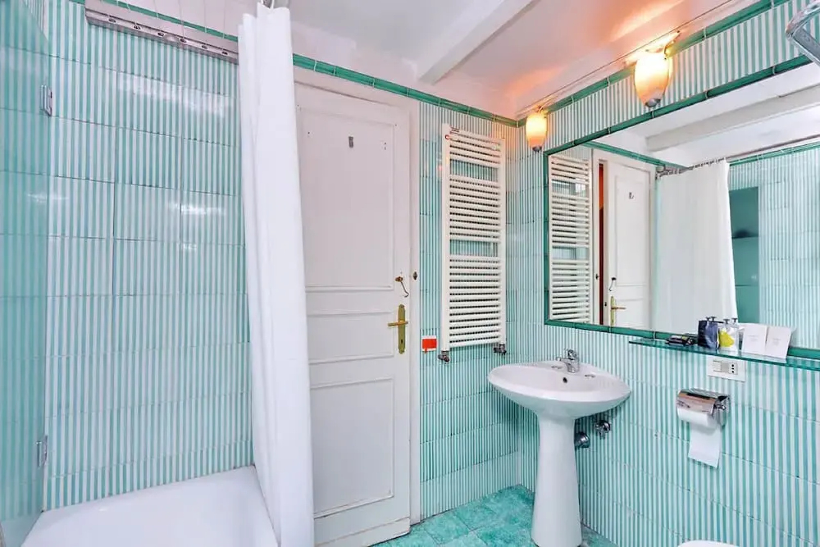 Monti Colosseum Apartment-Urbana