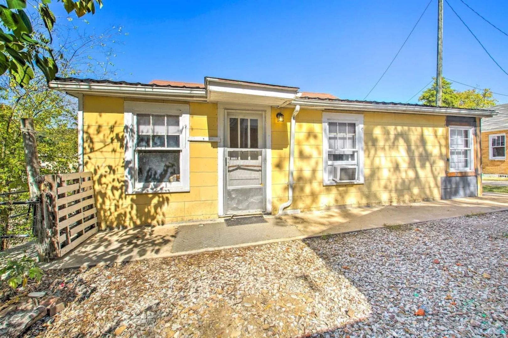 Pet-friendly Hot Springs Abode < 1 Mi to Dtwn