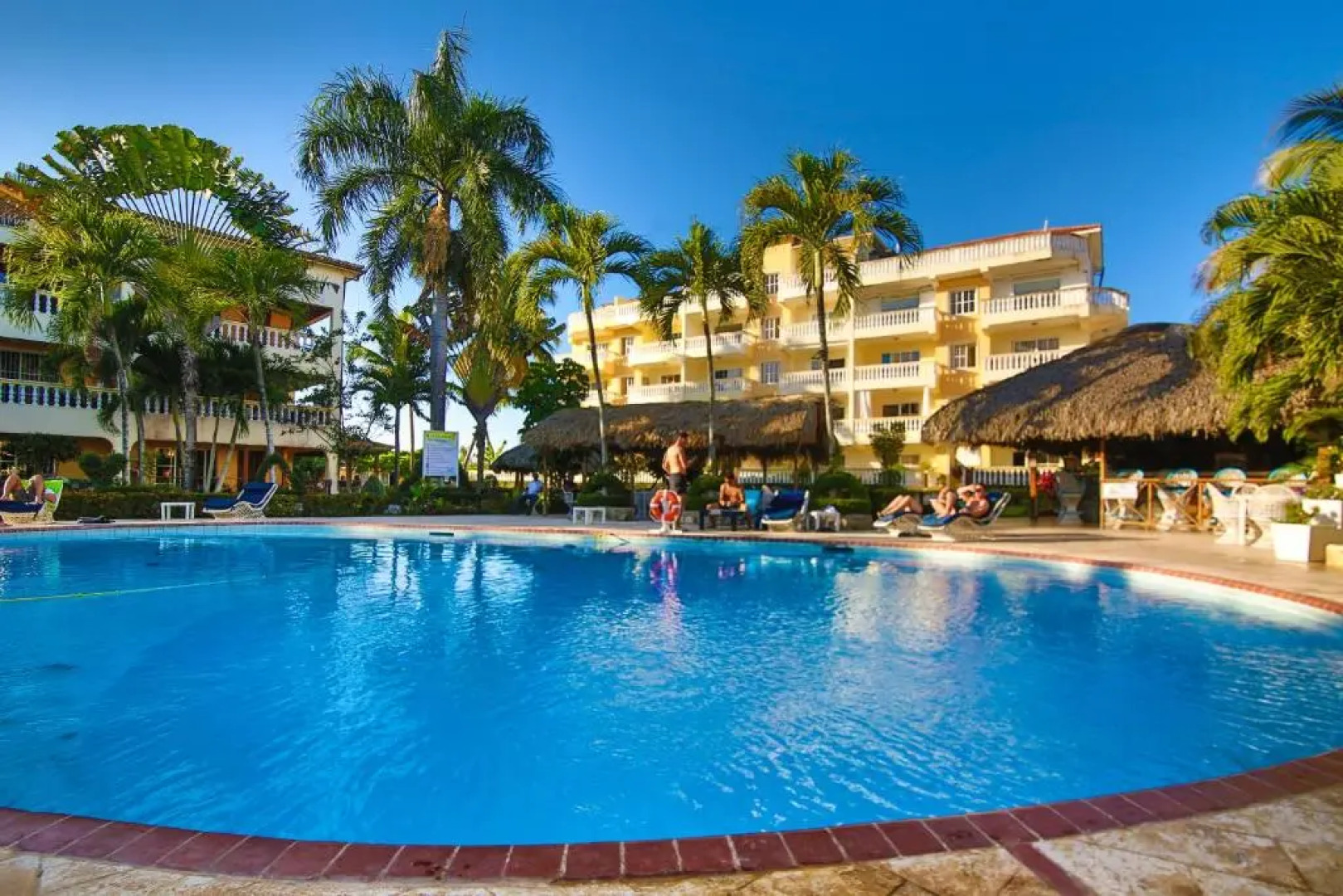 Las Palmeras By Graziano