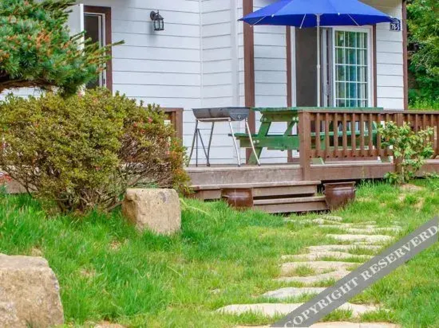 Yangpyeong Shejatreehouse Pension