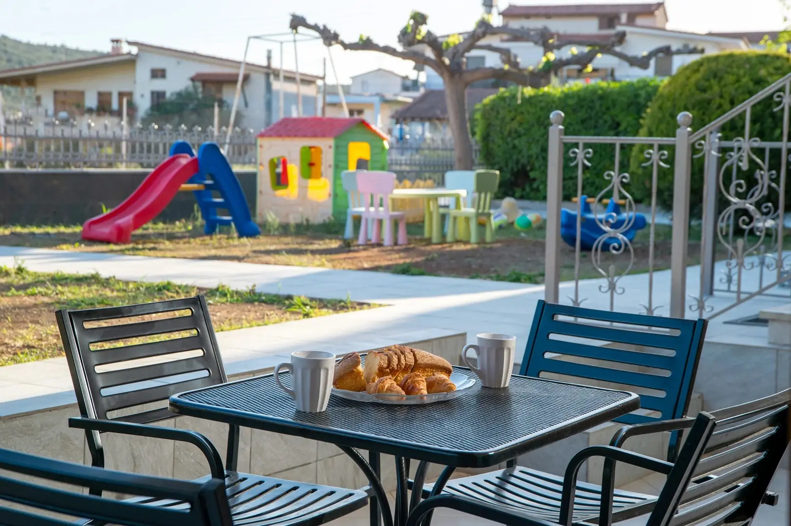 Stork Holiday Apartments - Garden & Sea View