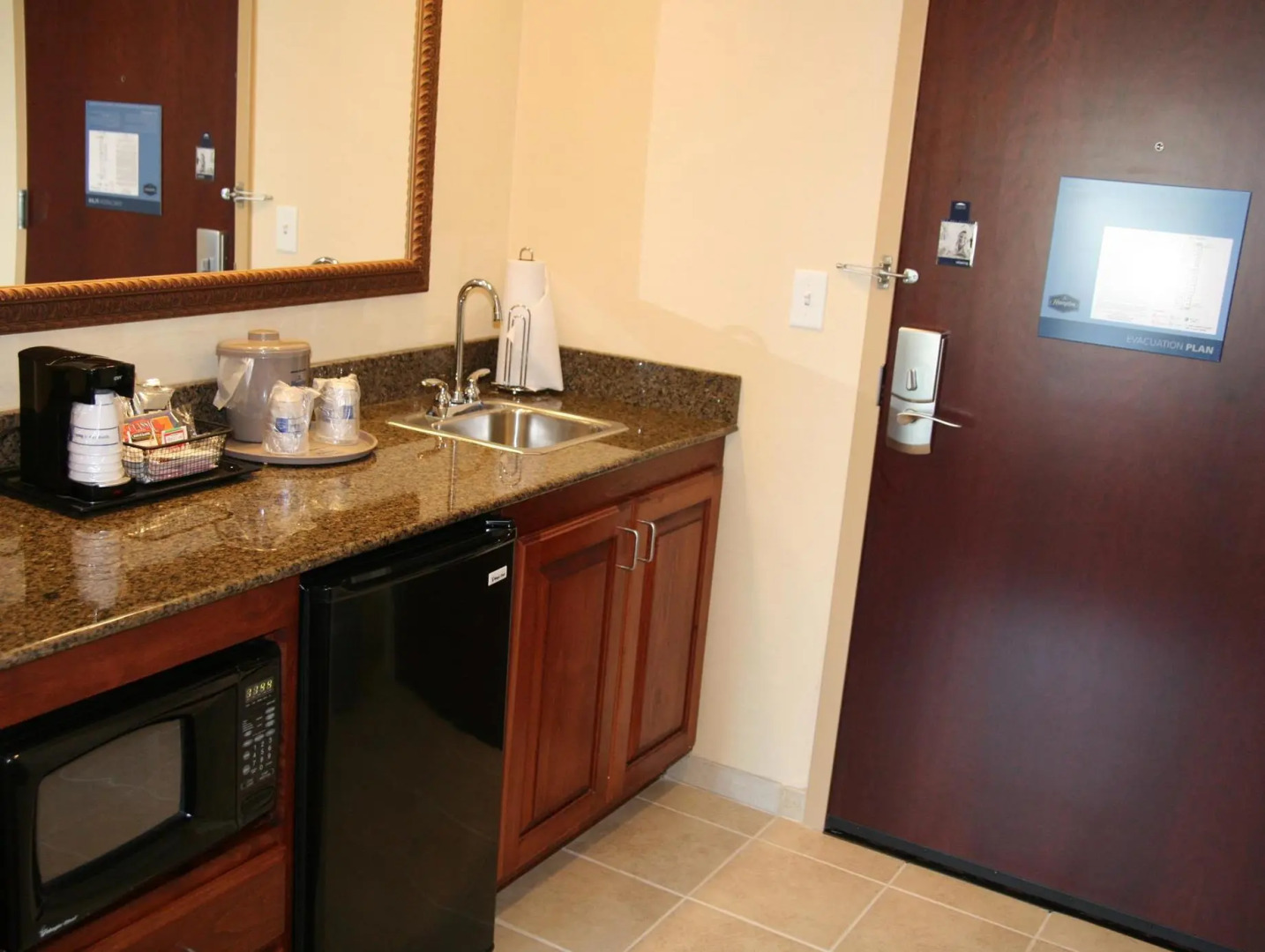 Hampton Inn & Suites Chesapeake-Battlefield Blvd.