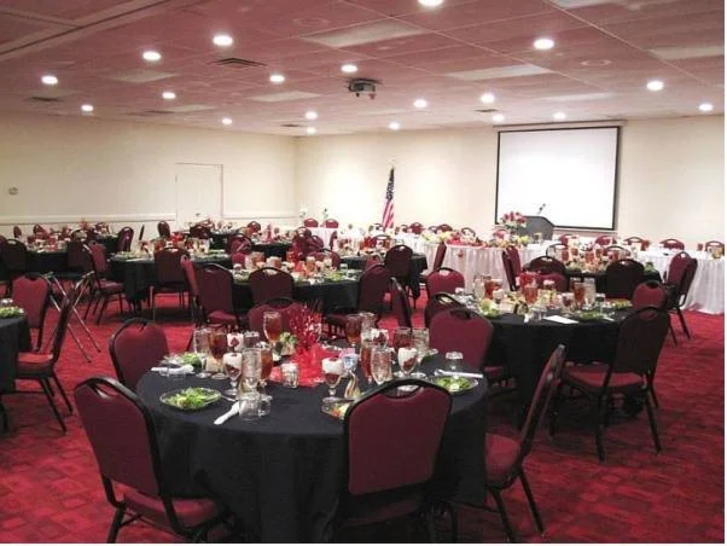 Sooner Legends Inn And Suites