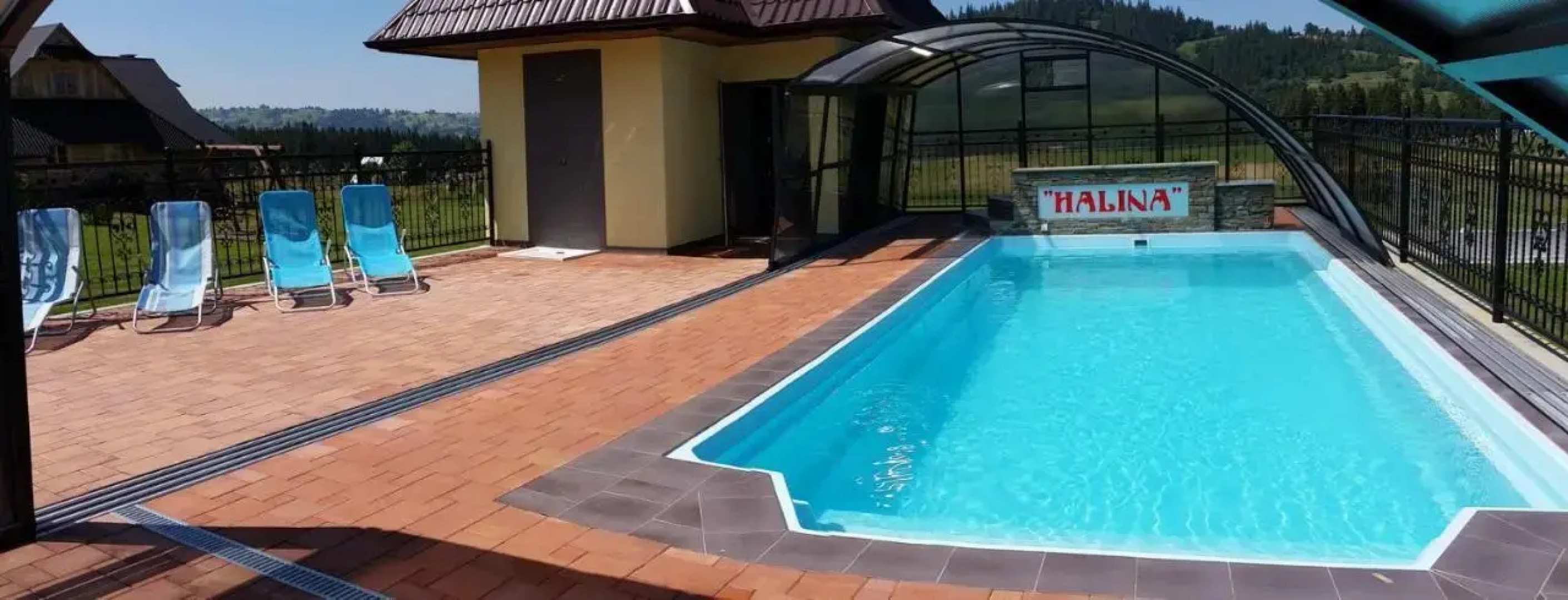 Folk Resort Domki i Apartamenty