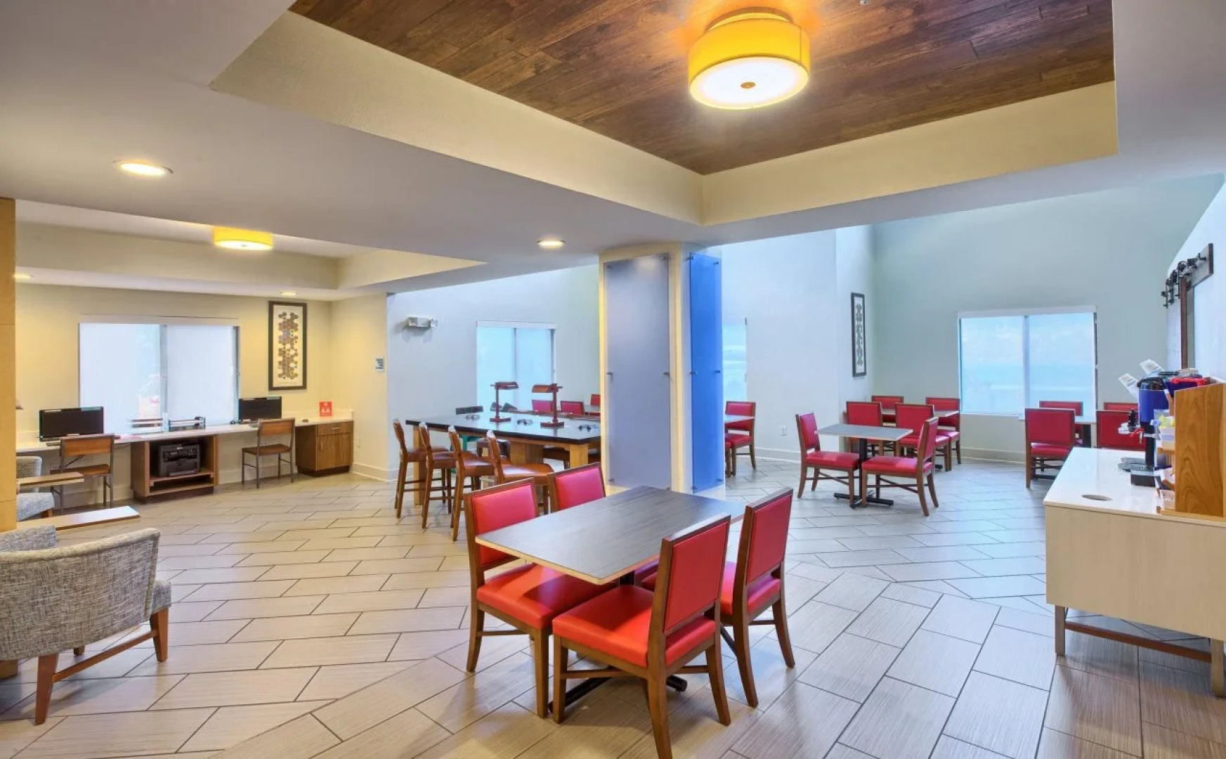 Holiday Inn Express & Suites Raleigh North - Wake Forest by IHG