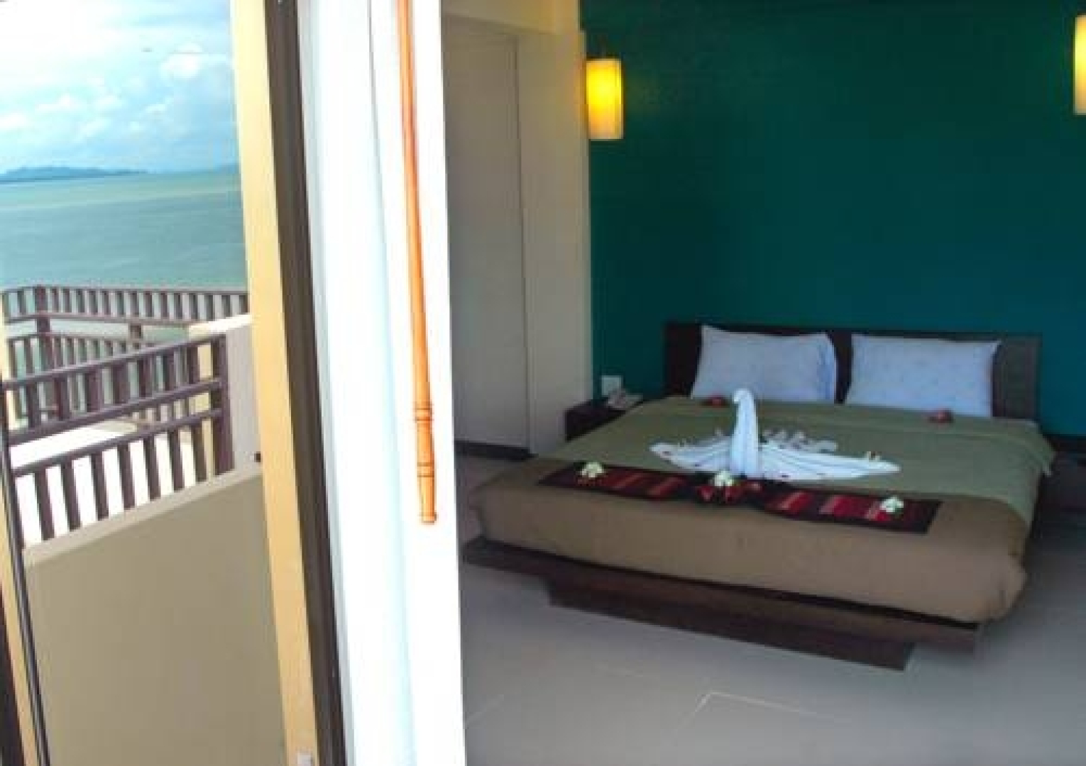 Lanta All Seasons Beach Resort