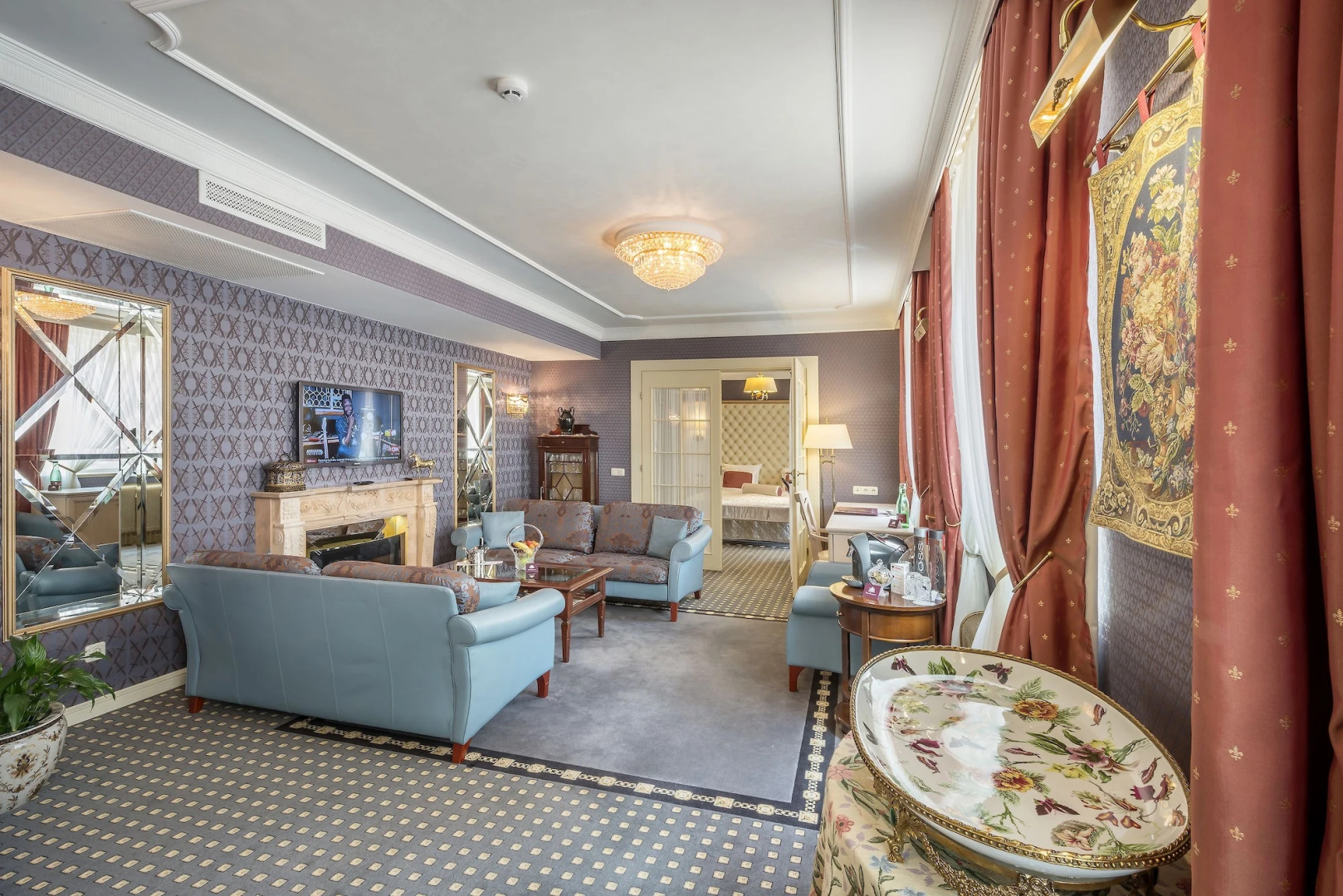 Отель и ресторан IMPERIAL (бывший Ramada)