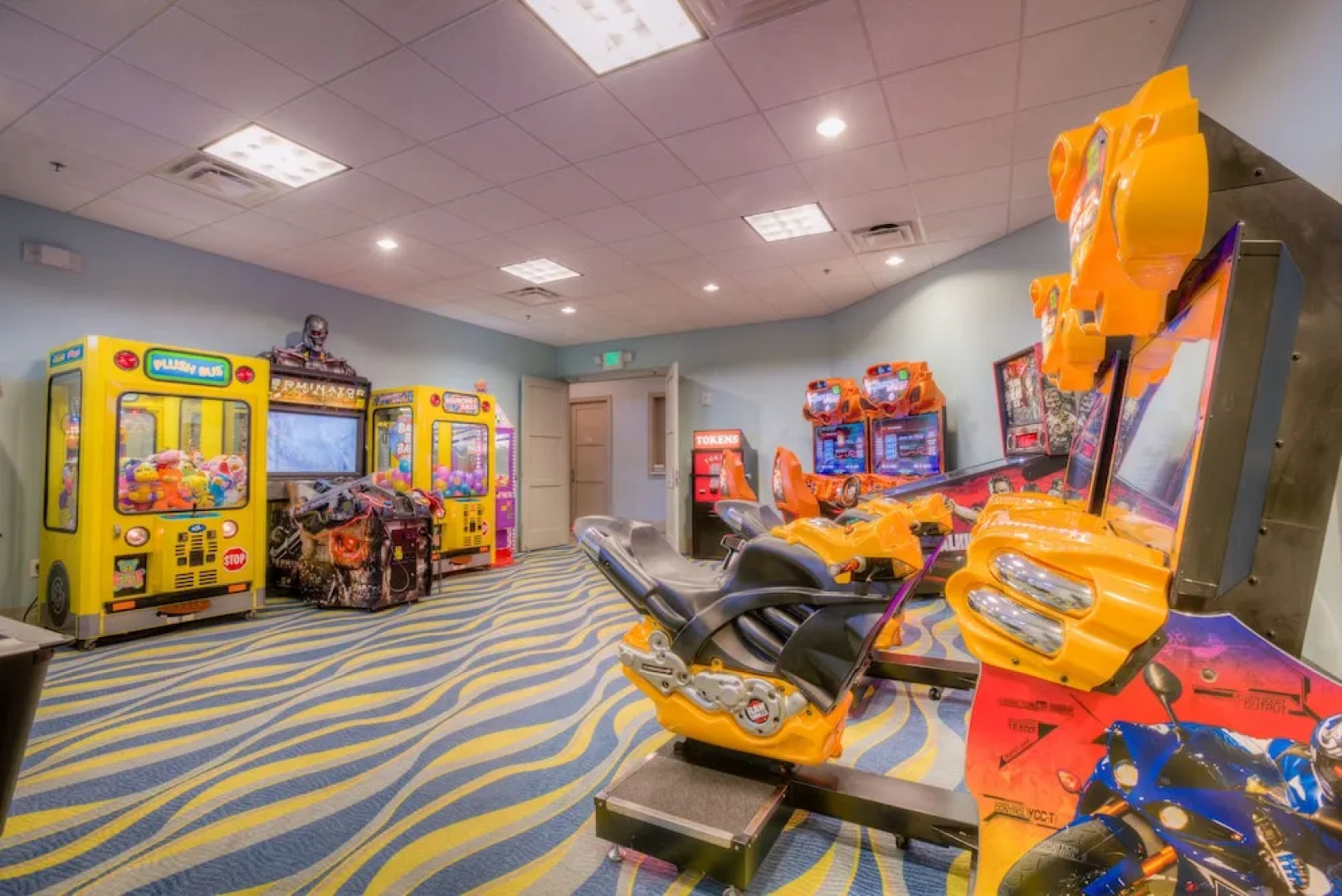 Stunning Villa w/ No Rear Neighbors! Near Disney