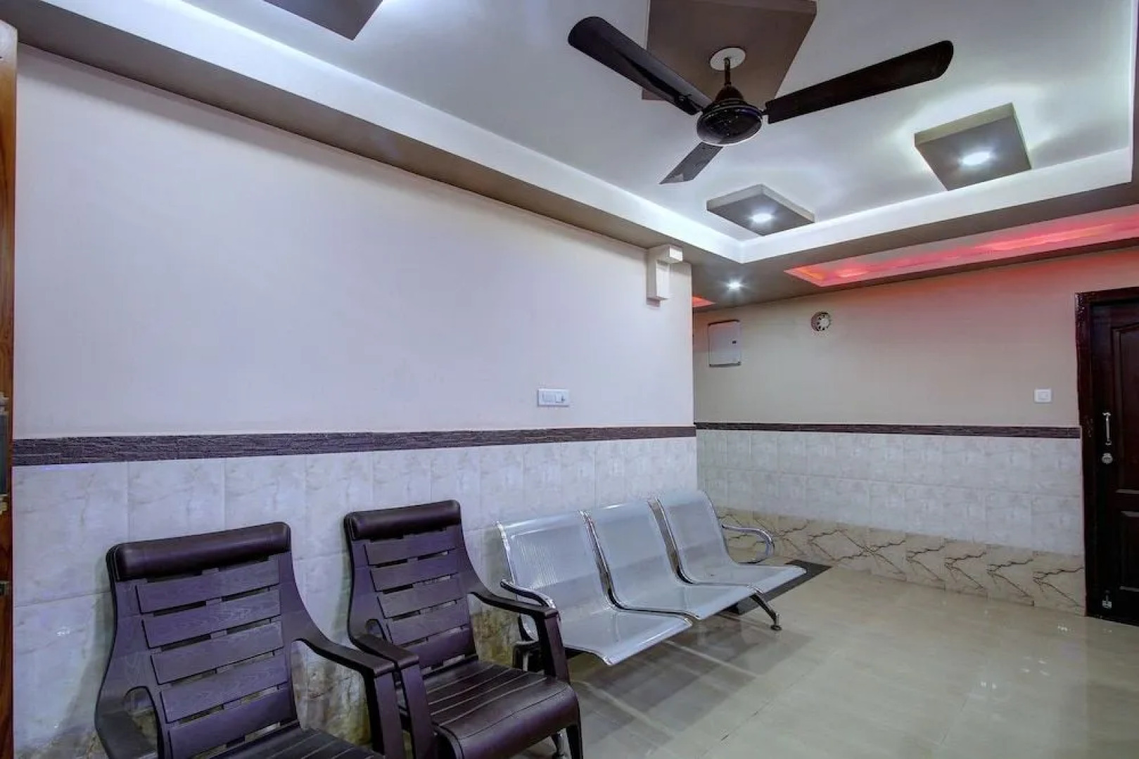 Oyo 22441 Hotel Shanthala Boarding And Lodge