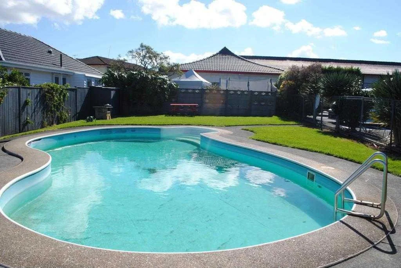 Ellerslie Palms Motel