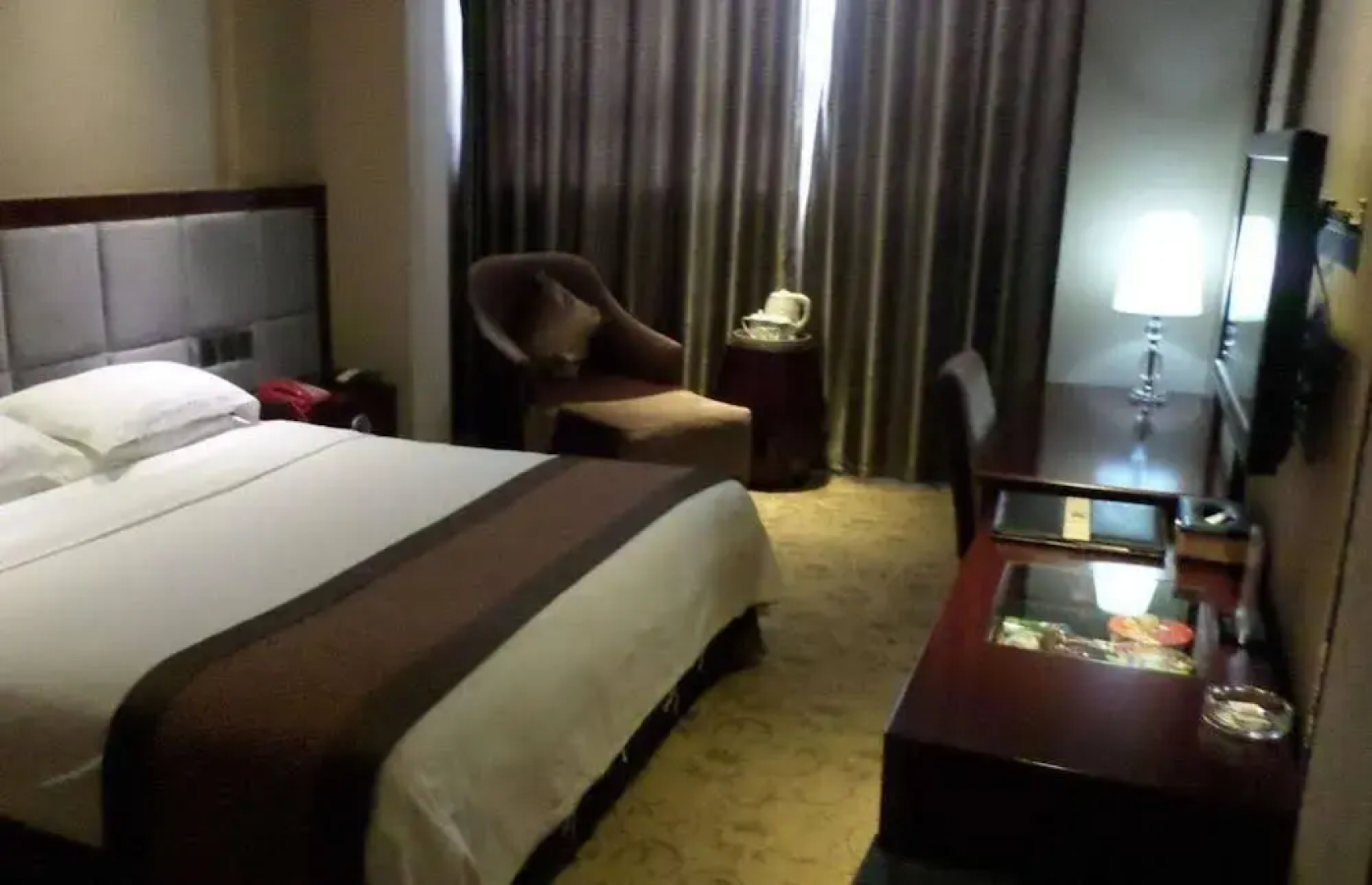 Tiancheng Holiday Hotel (Nanchong Renmin Garden)
