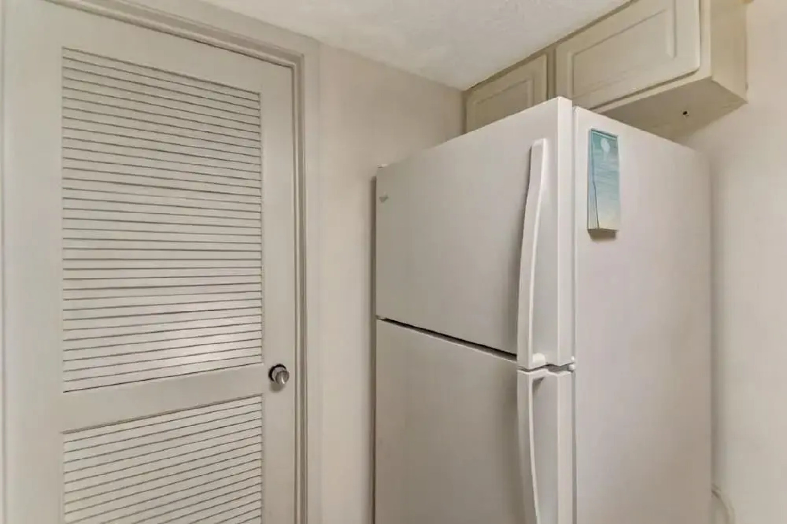 2072 Beachwood Villa