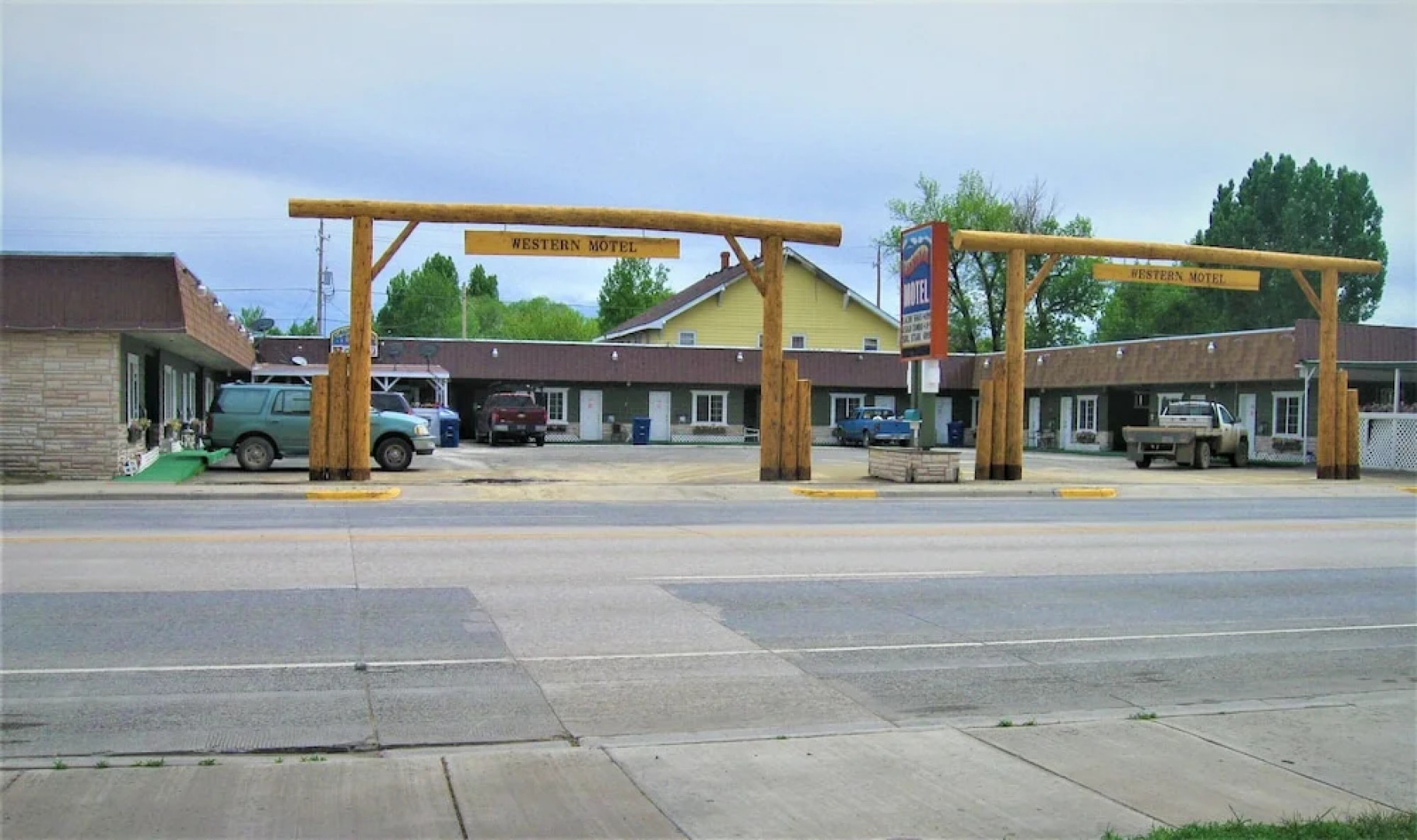 Western Motel Lovell