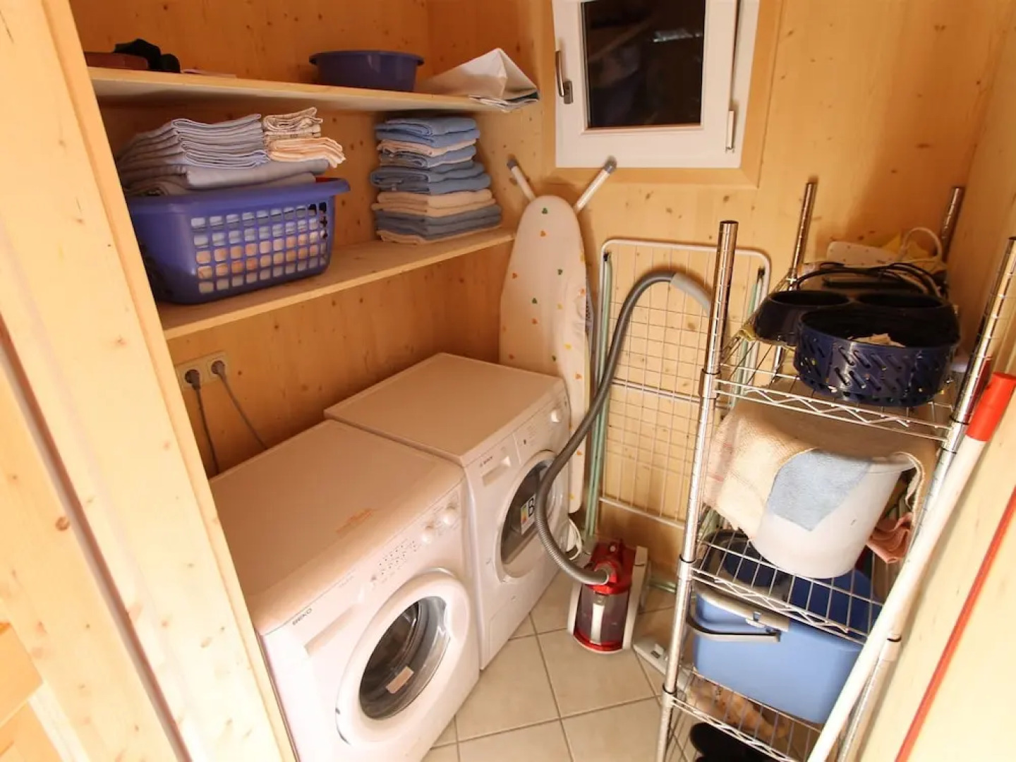 Cosy Wooden Chalet in Stadl an der Mur near Ski Bus Stop