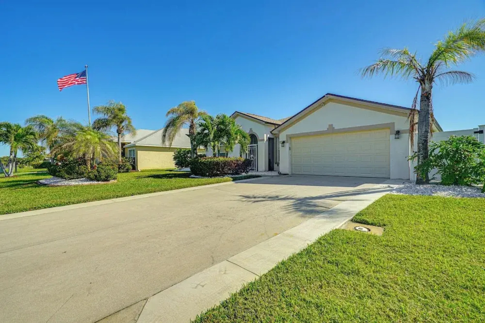 Sunny Fort Myers Home w/ Heated Pool!