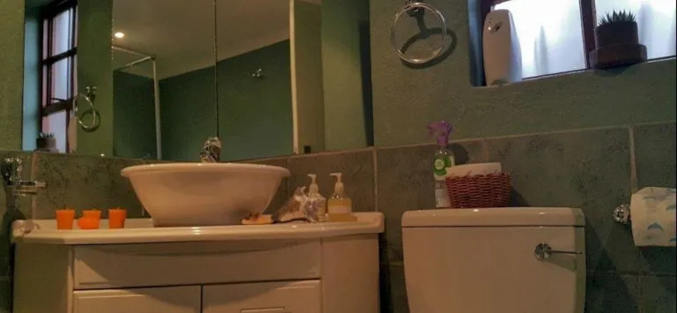 Insimbi Bed  Breakfast