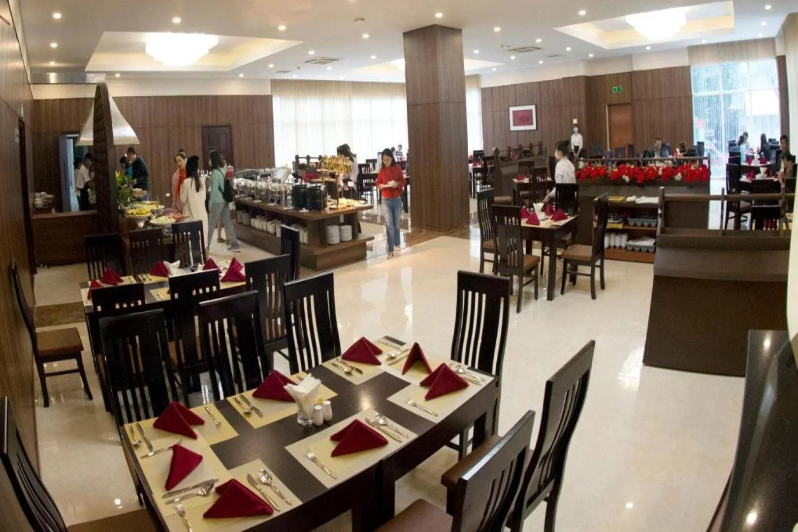 Elephants Hotel Buon Ma Thuot