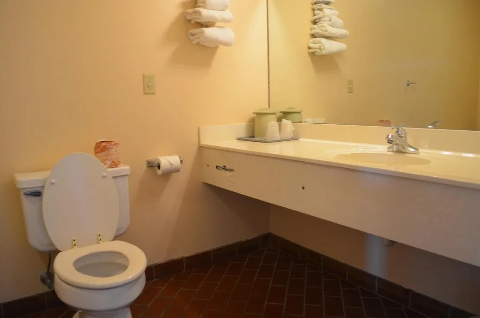 Ouachita Mountain Inn