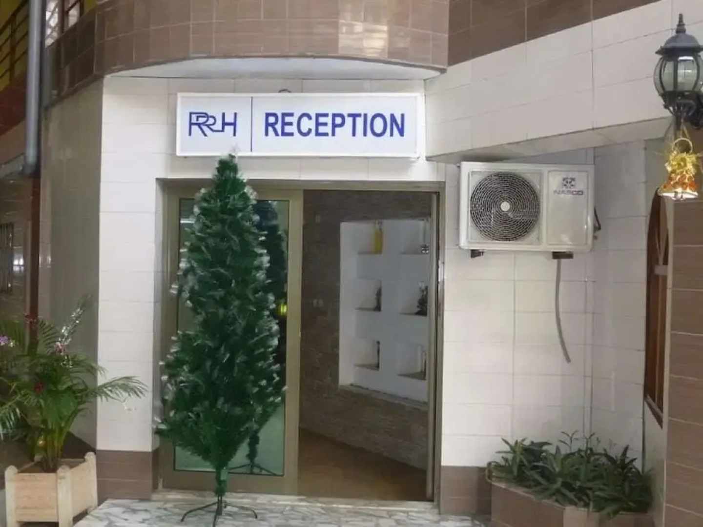 Royal Hotel & Residences