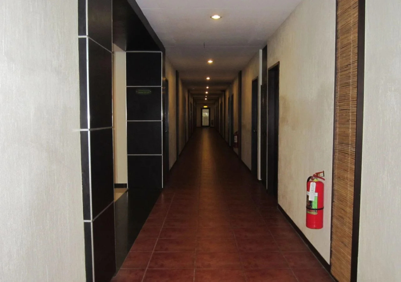 Circle Inn - Hotel & Suites