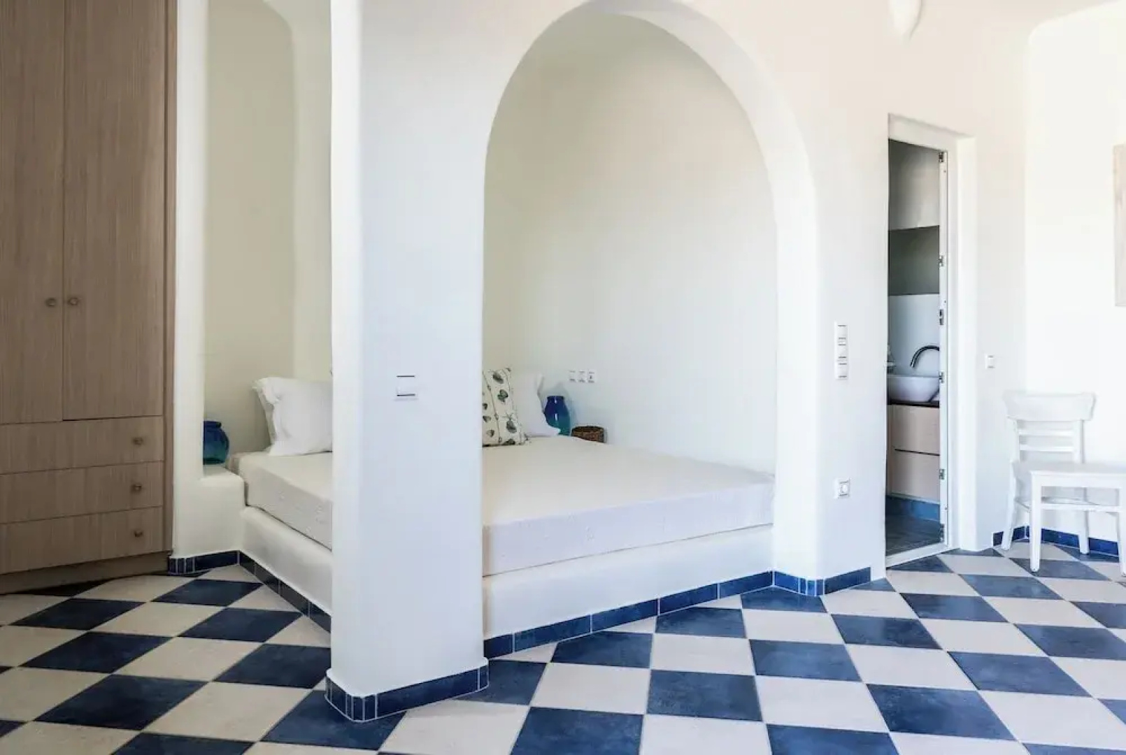Makani Suites