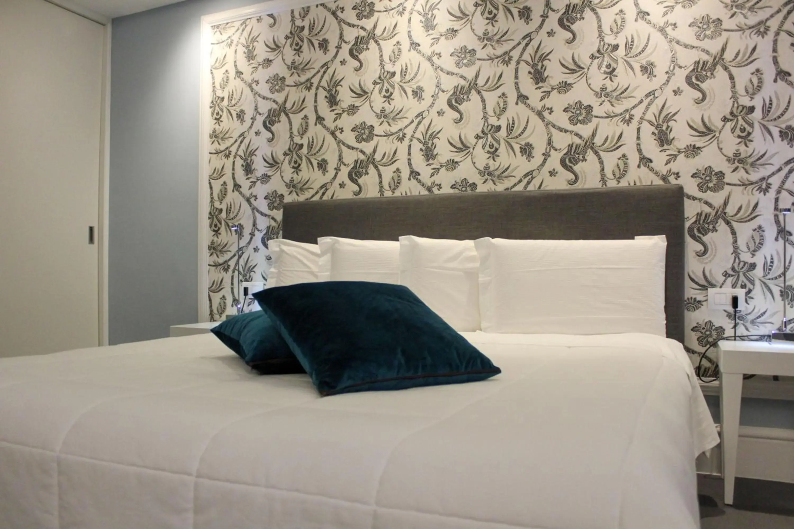 Bianco Riccio Suite Hotel