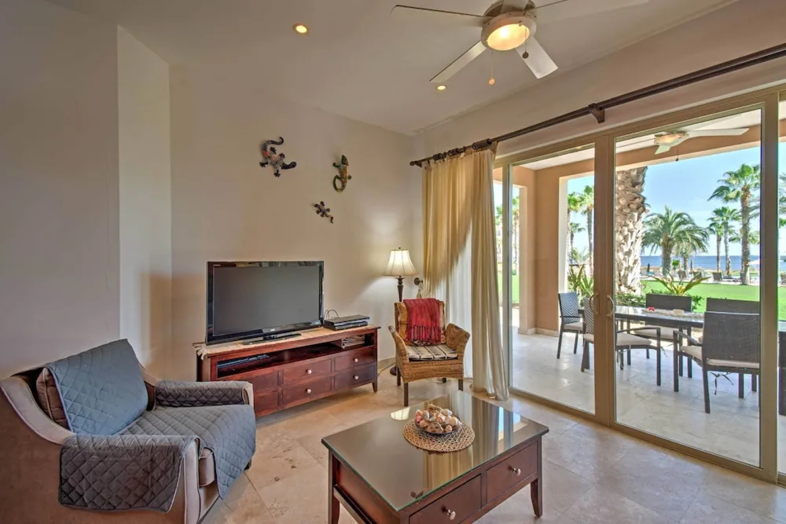 Paraiso del Mar Resort Condo: Water Taxi to La Paz