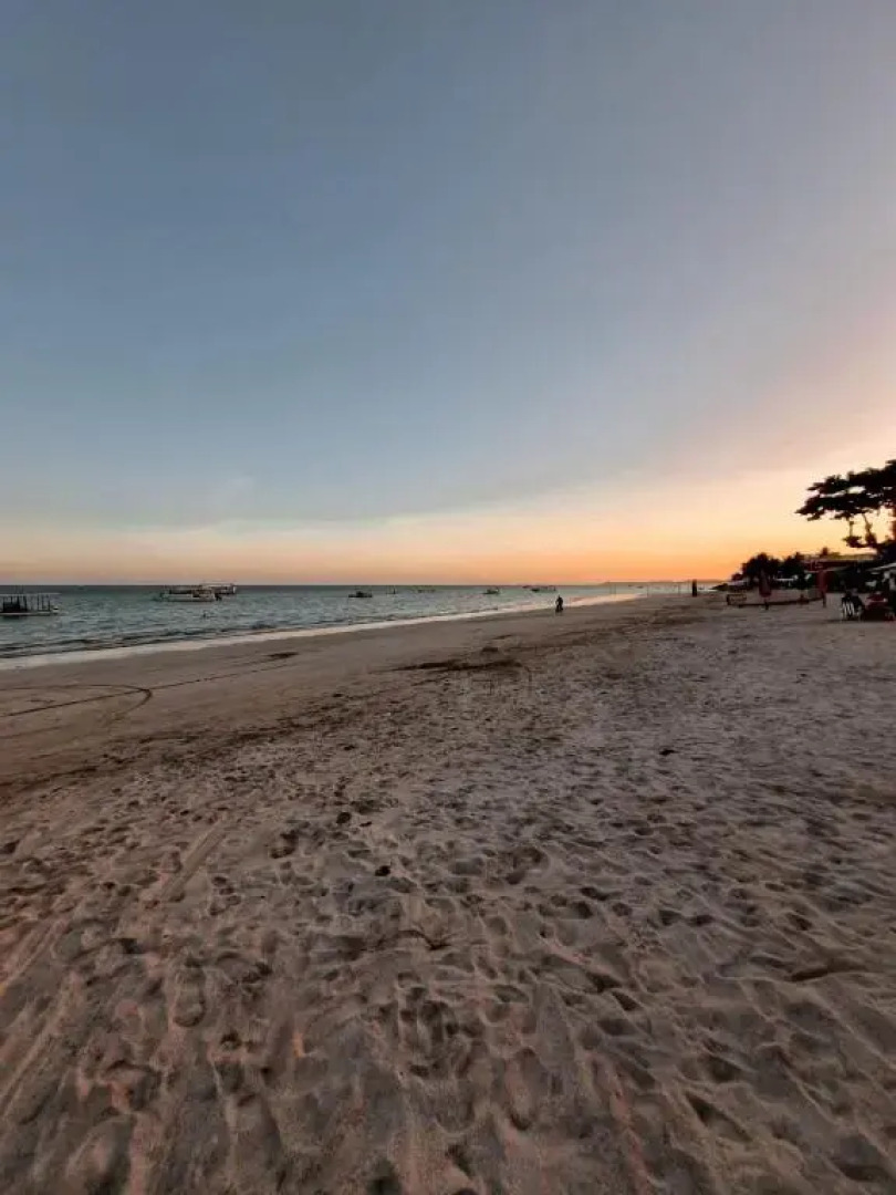 Aloha Beach Guest House